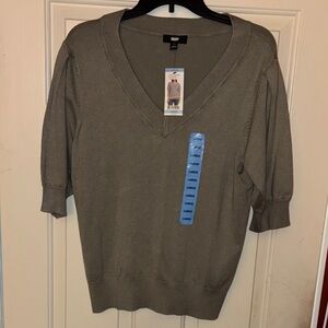 DKNY Green Sweater Large NWT